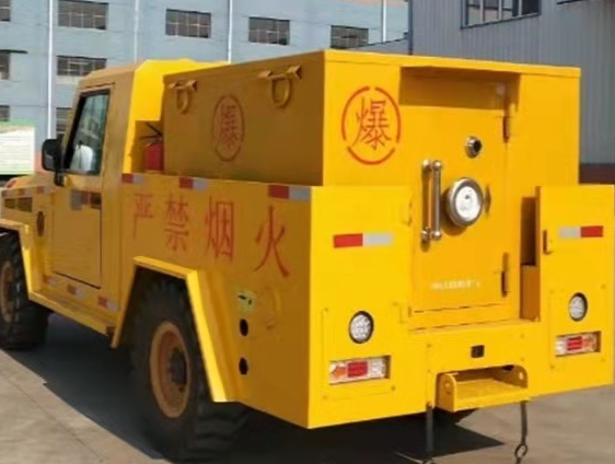 沙坡头凯龙爆破器材运输车：保障爆破任务的安全运行