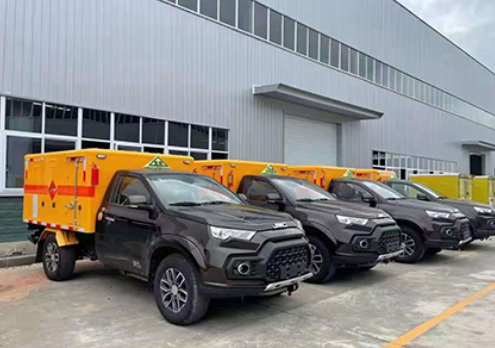 沙坡头爆破器材运输车-保障安全与效率的关键